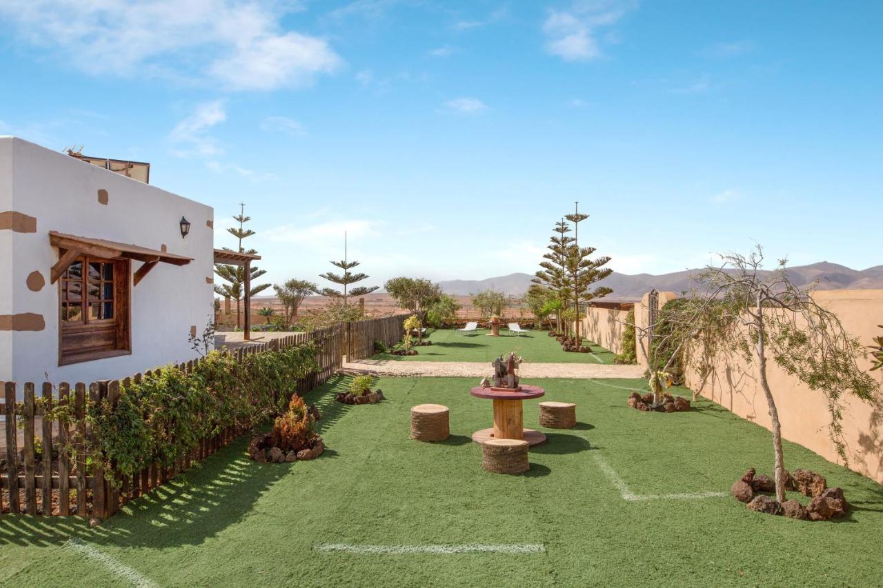 Casa Laura Villa La Ampuyenta Exterior photo