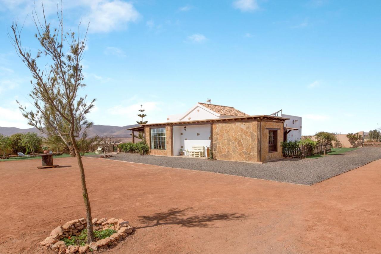Casa Laura Villa La Ampuyenta Exterior photo